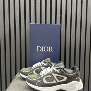 Dior groen b30